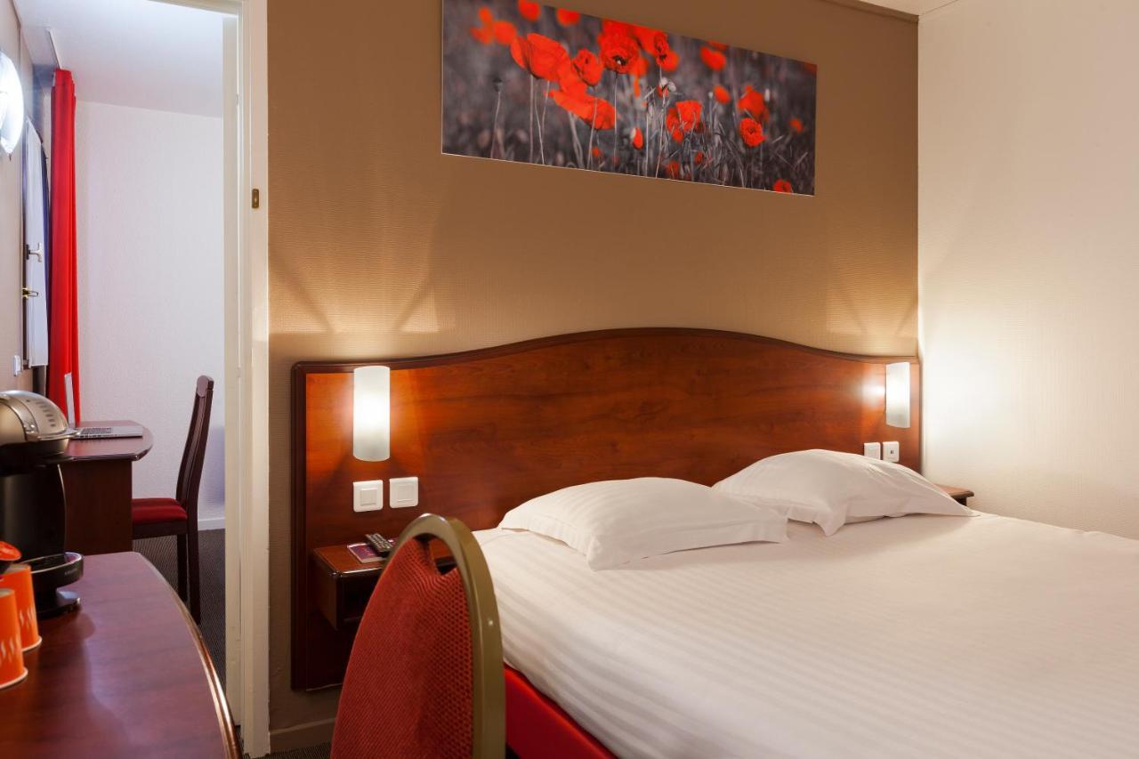 Brit Hotel Арас Екстериор снимка