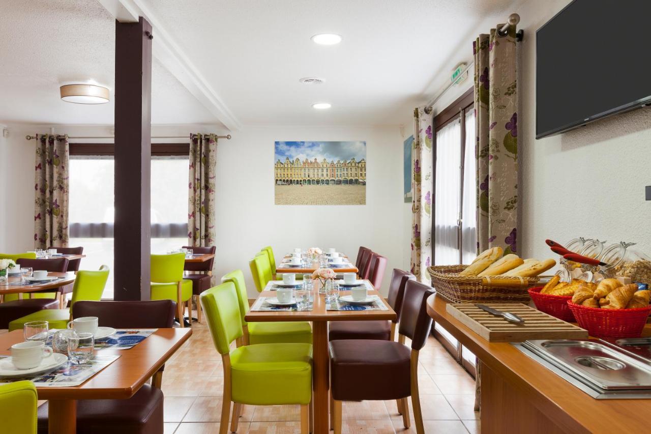 Brit Hotel Арас Екстериор снимка